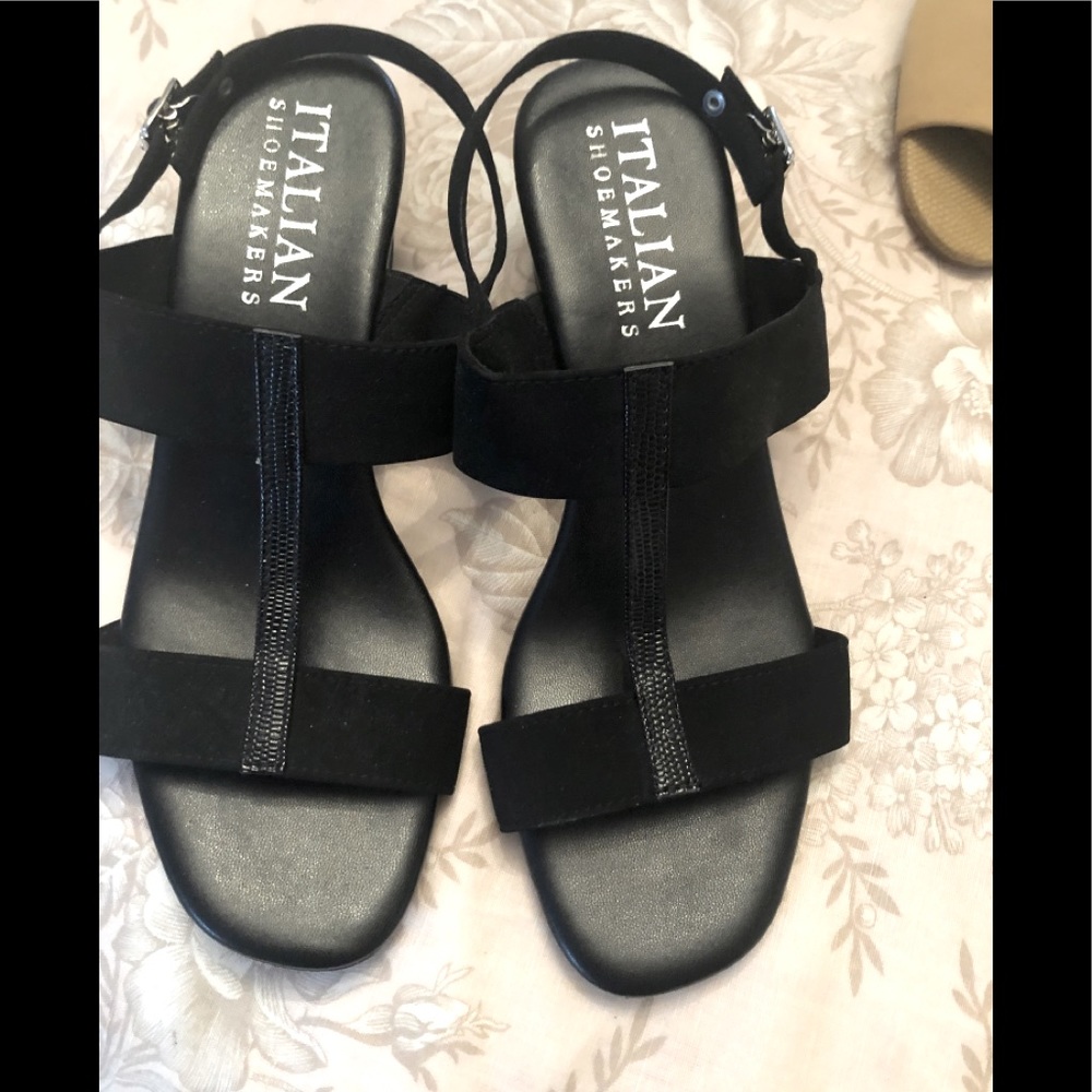 Italian Shoemakers size 7 black sandal small heel